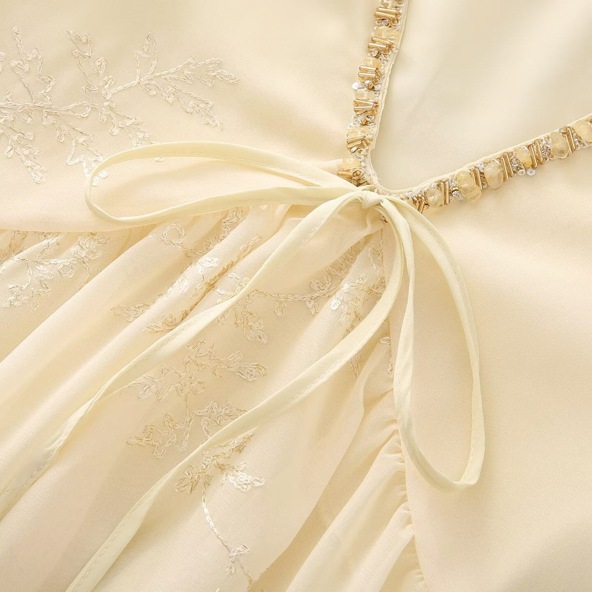 Women's Lightweight Blouse with Flowing Cut and Elegant Tie Details