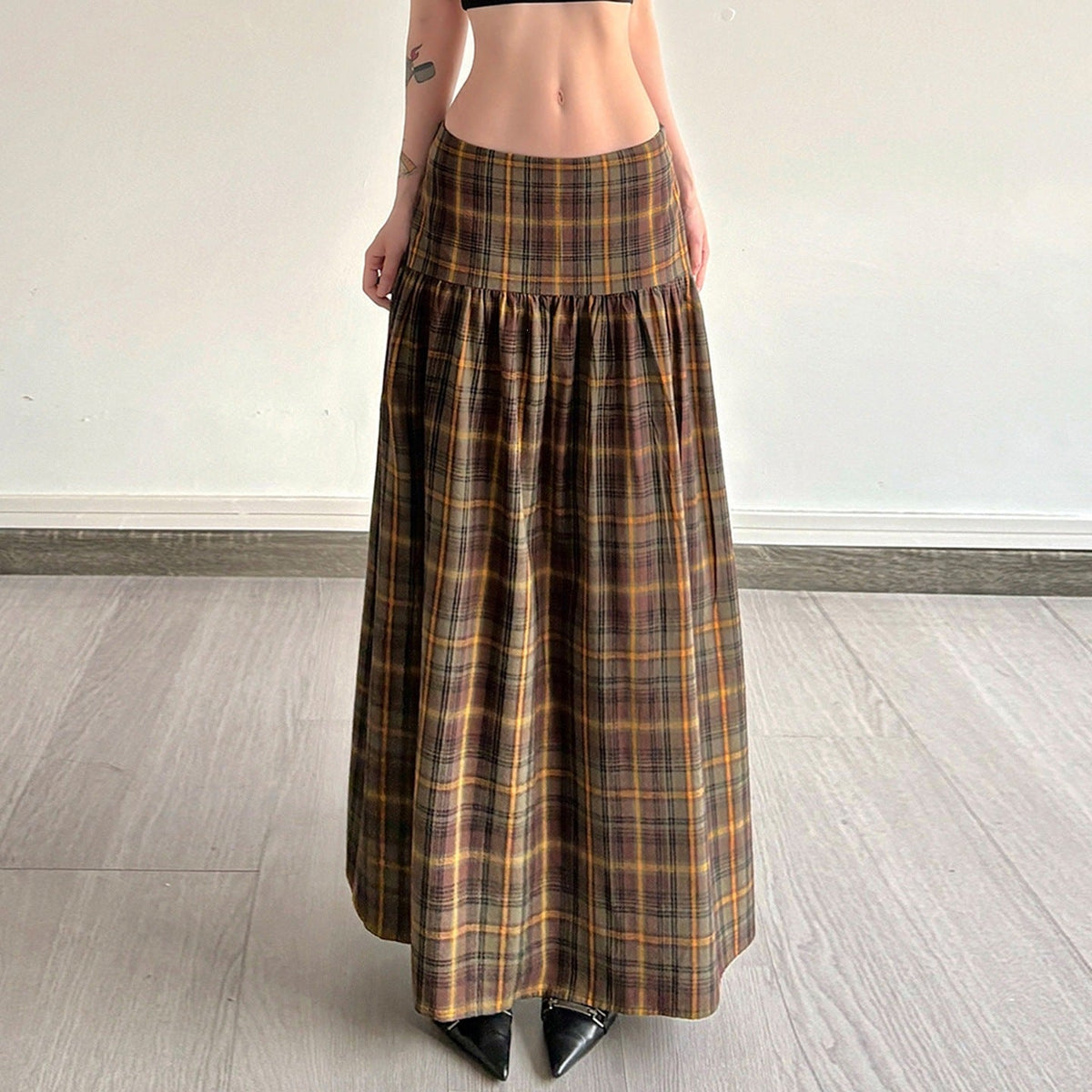 Women's Plaid Midi Skirt with High Waist and Voluminous Cut