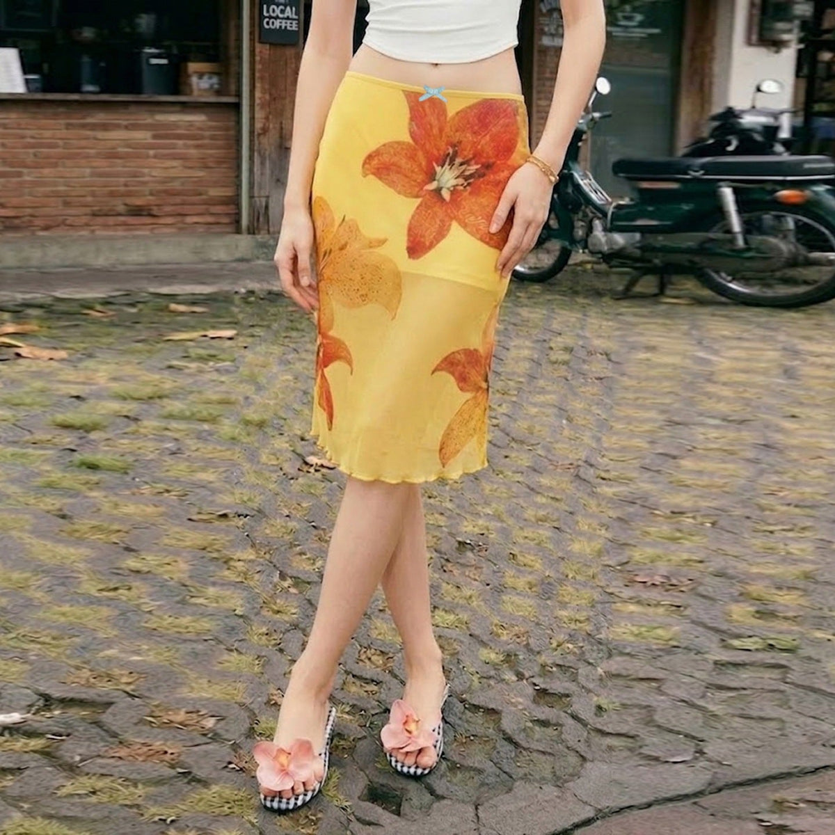 Women's Midi Skirt with Floral Chiffon and Elastic Waistband
