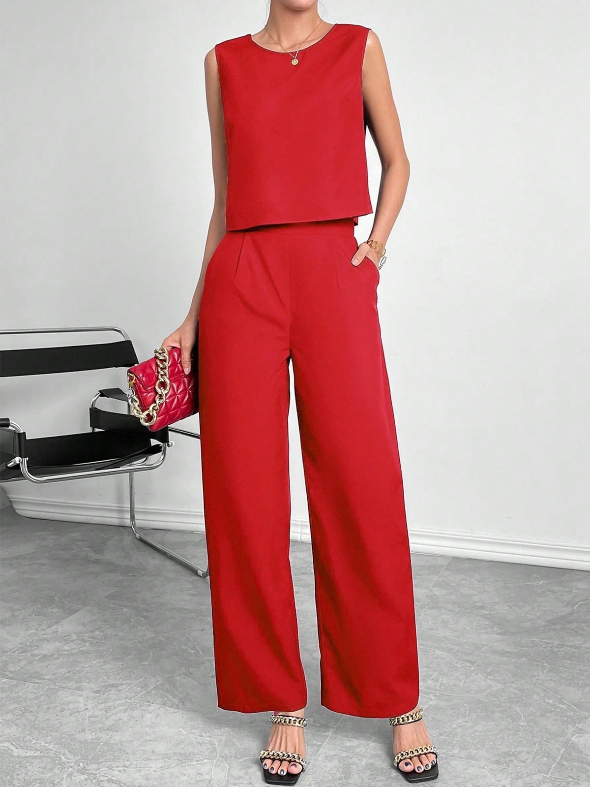 Women's Fashionable Two-Piece Set with Cropped Top and Wide-Leg Trousers