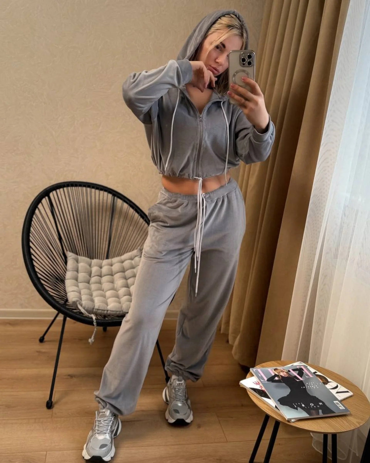 Women's Luxurious Velour Leisure Set