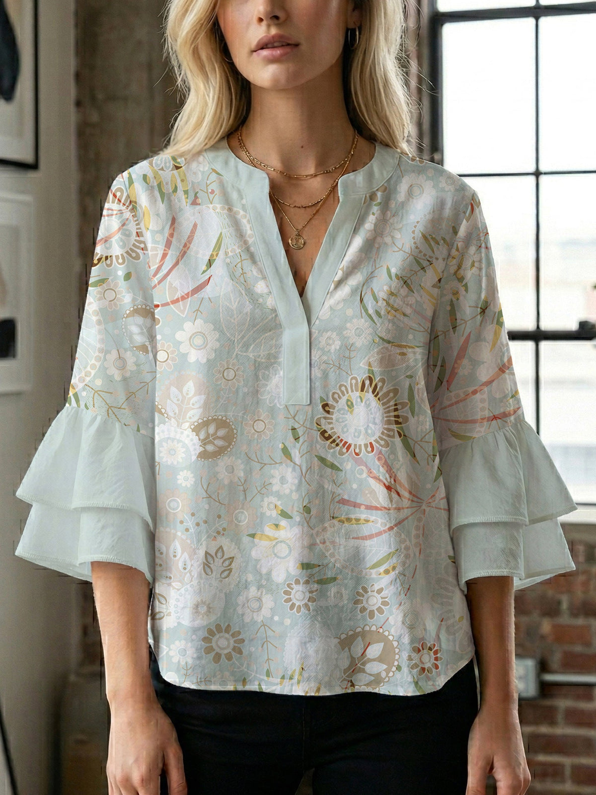 Women's Floral Blouse with Voluminous Sleeves