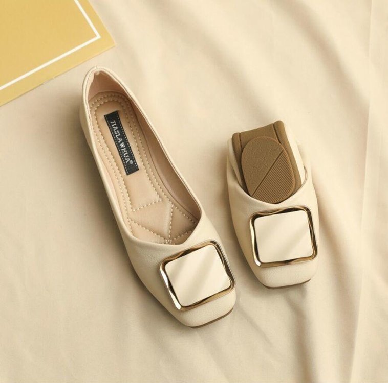 Women's Ballet Flats with Elegant Buckle Accent