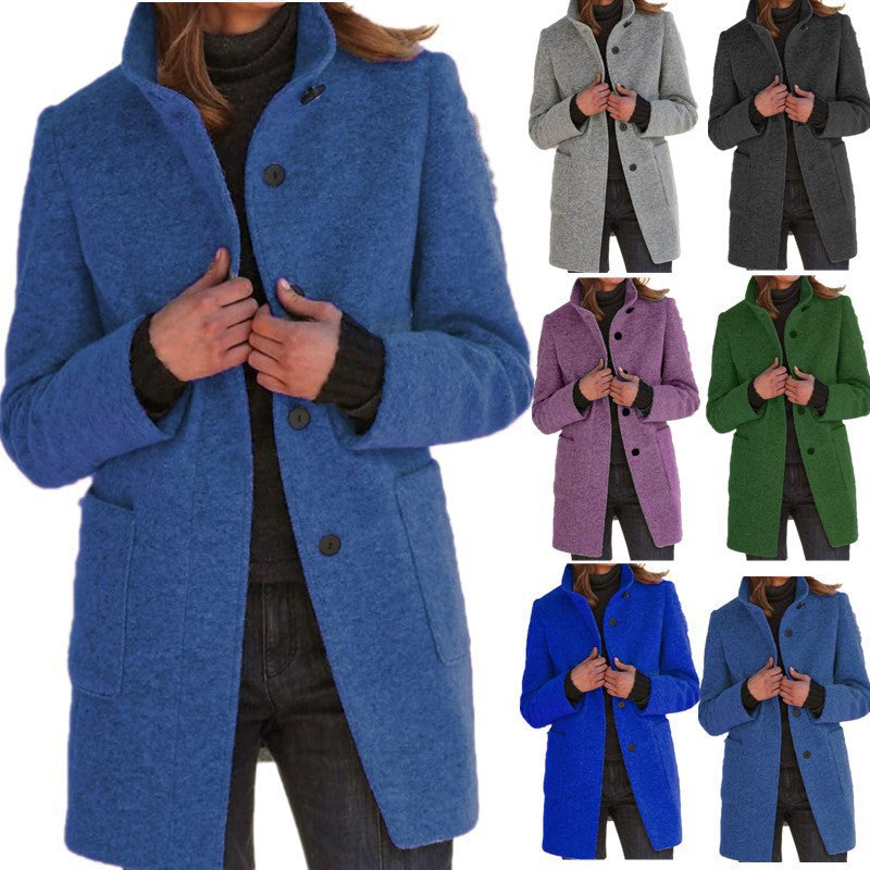 Women's Elegant Wool Jacket with Pockets and Button Closure