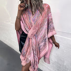 Fashionable Poncho with Luxurious Faux Fur Trim and Creative Fringe