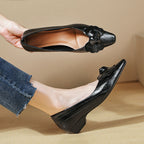 Women's Ballet Flats with Elegant Floral Appliqué