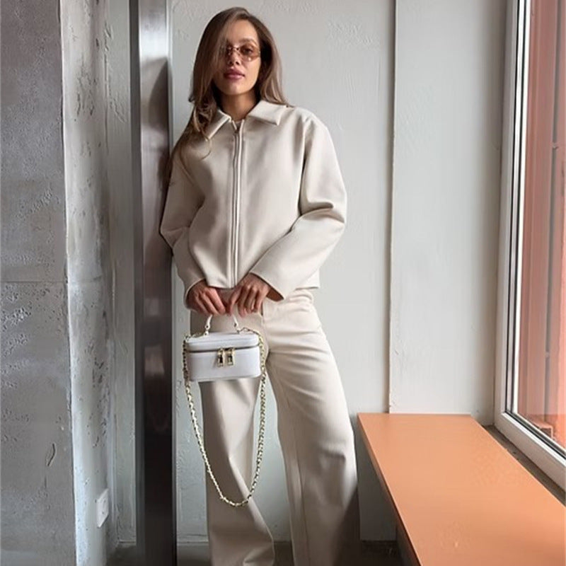 Women's Elegant Minimalist Zip Jacket