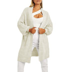 Women's Chunky Knit Cardigan with Wide Cut and Practical Pockets