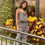 Flowy Summer Jumpsuit with Plaid Pattern and Adjustable Straps