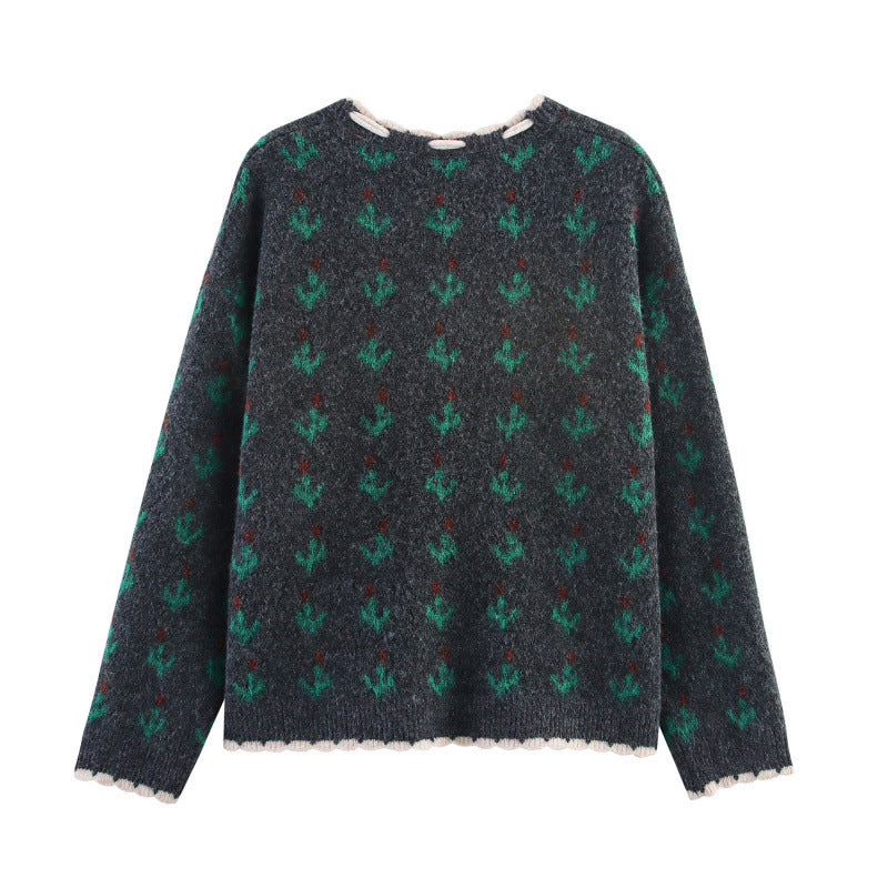 Elegant Knit Set with Floral Pattern and Decorative Trim