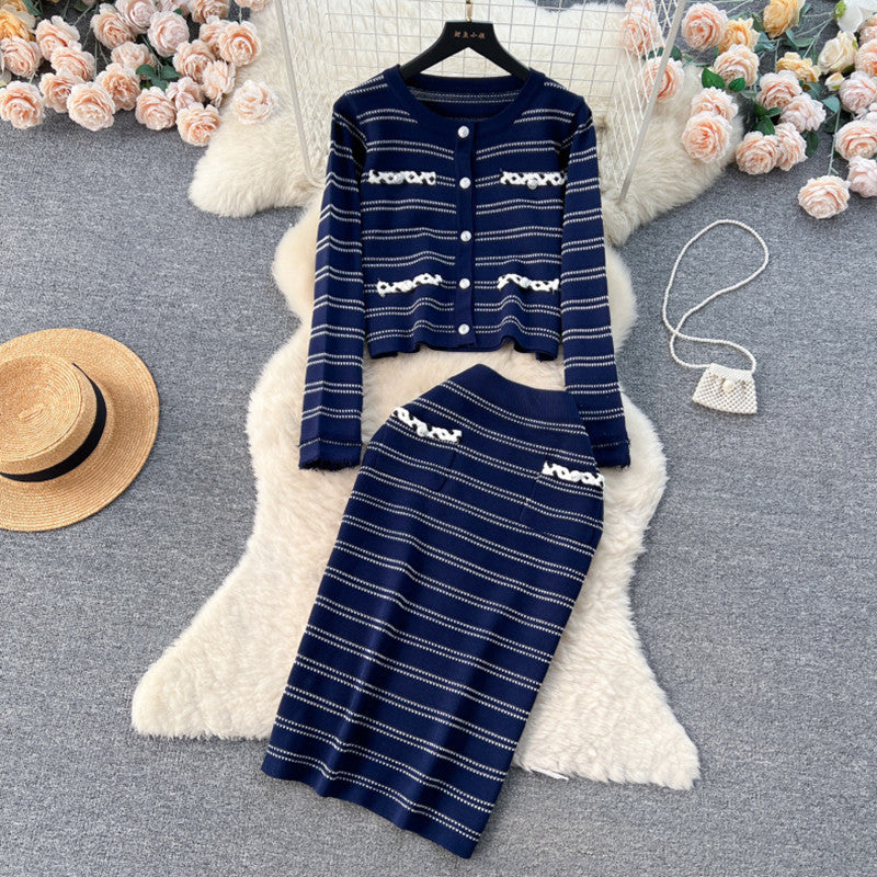 Women's Elegant Knit Suit with Zipper