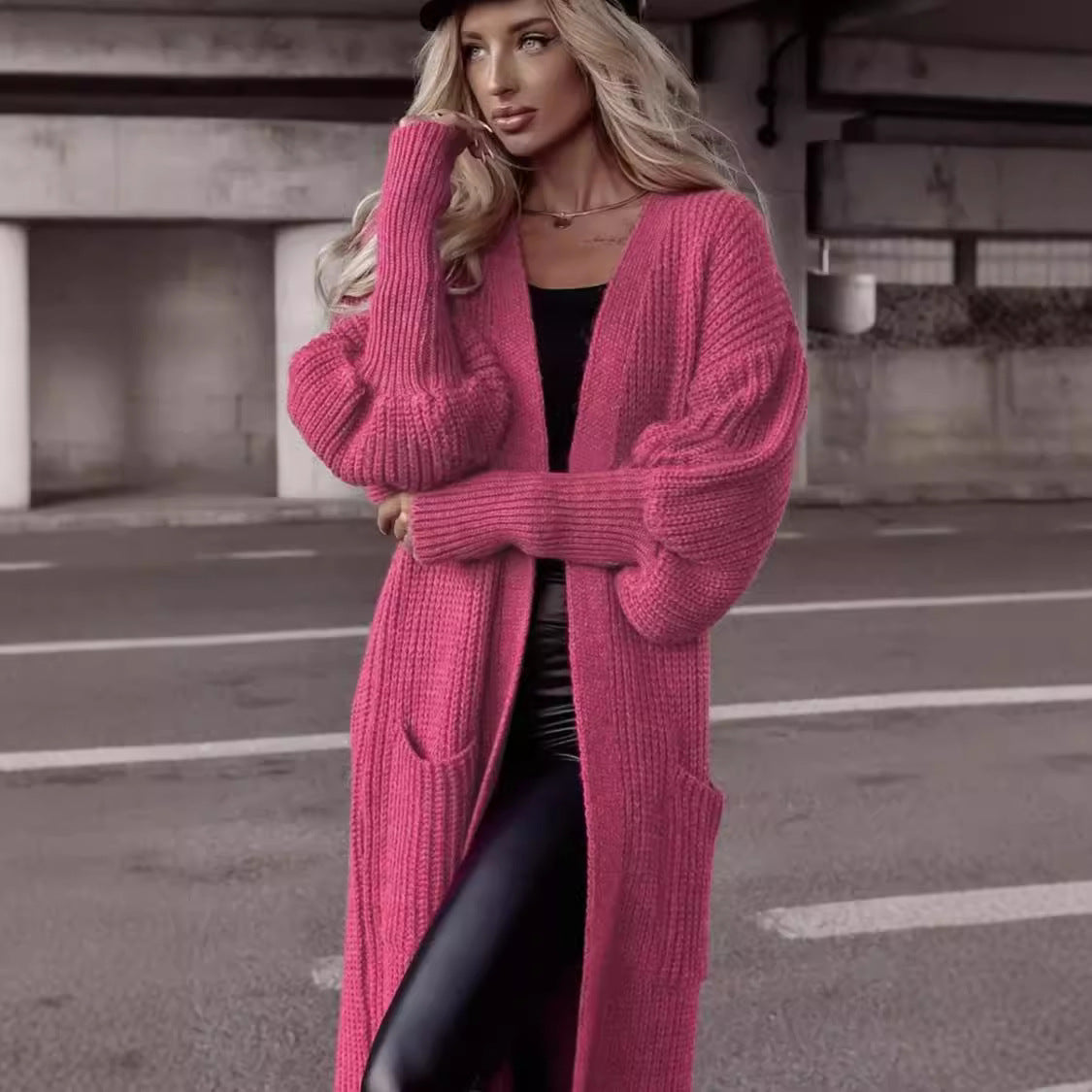 Women's Chunky Knit Cardigan with Deep Pockets and Casual Oversized Fit