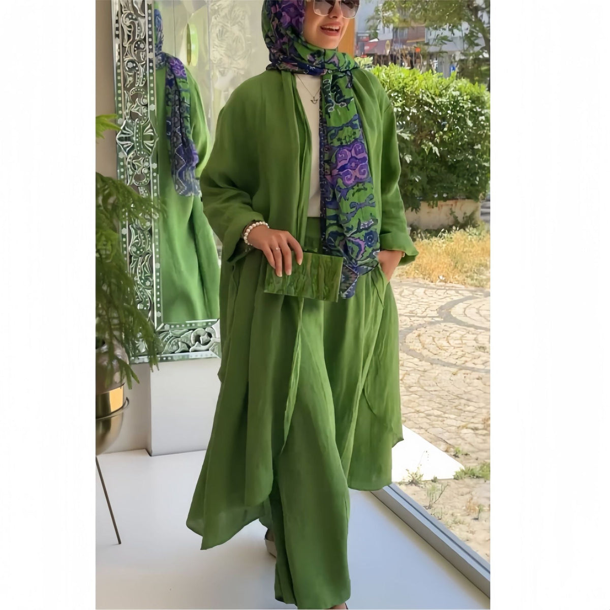 Women's Casual and Elegant Two-Piece Set with Throw