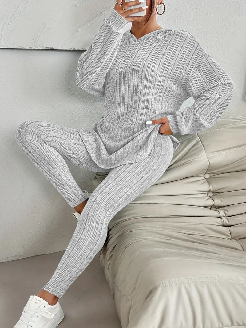 Women's Cozy Knit Set with Oversized Top and Fitted Leggings