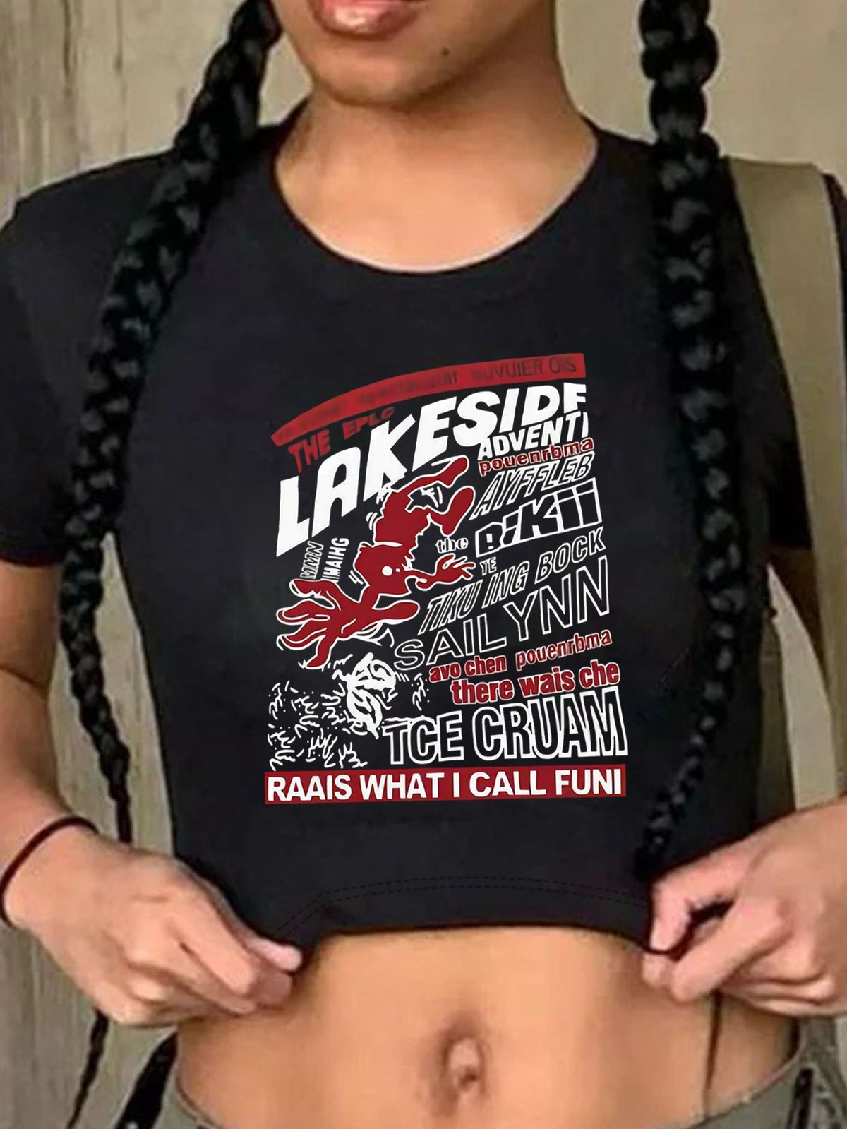 Women's Crop T-Shirt with Creative Comic Motif