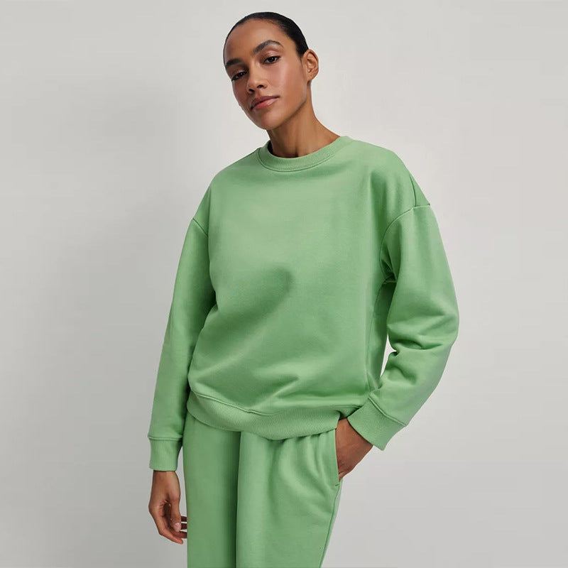 Women's Comfortable Oversized Sweatshirt with Casual Cut