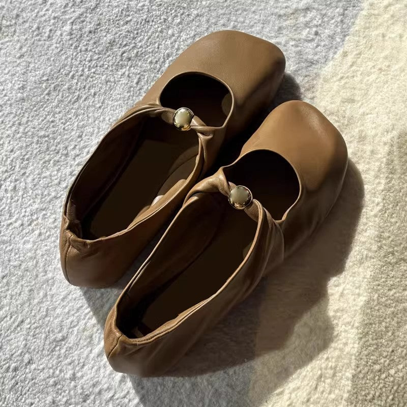 Women's Ballet Flats with Decorative Chain Accent and Button Detail