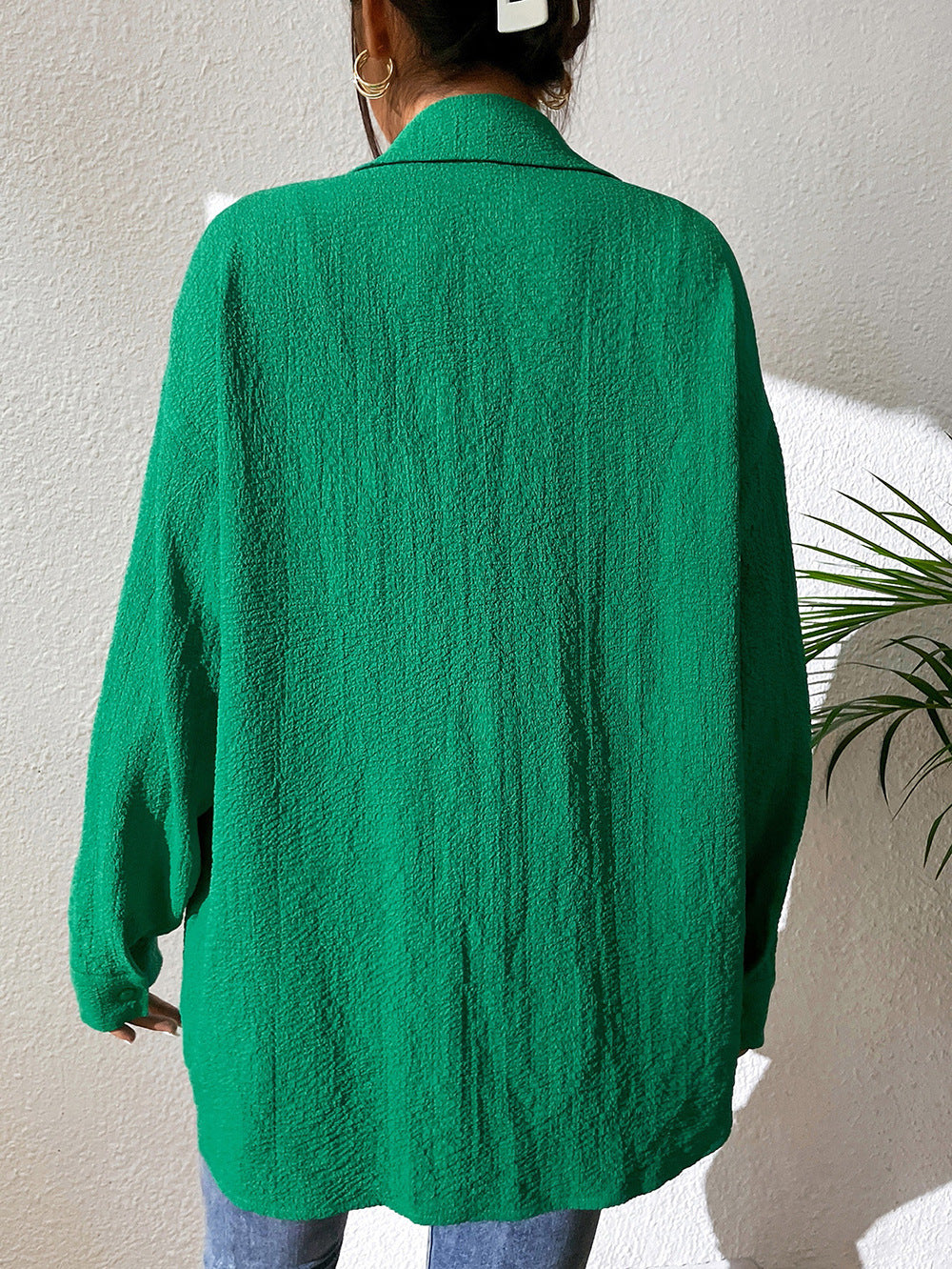 Women's Lightweight Casual Shirt with Textured Fabric