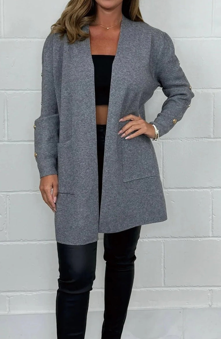 Women's Elegant Knit Cardigan with Button Details and Pockets
