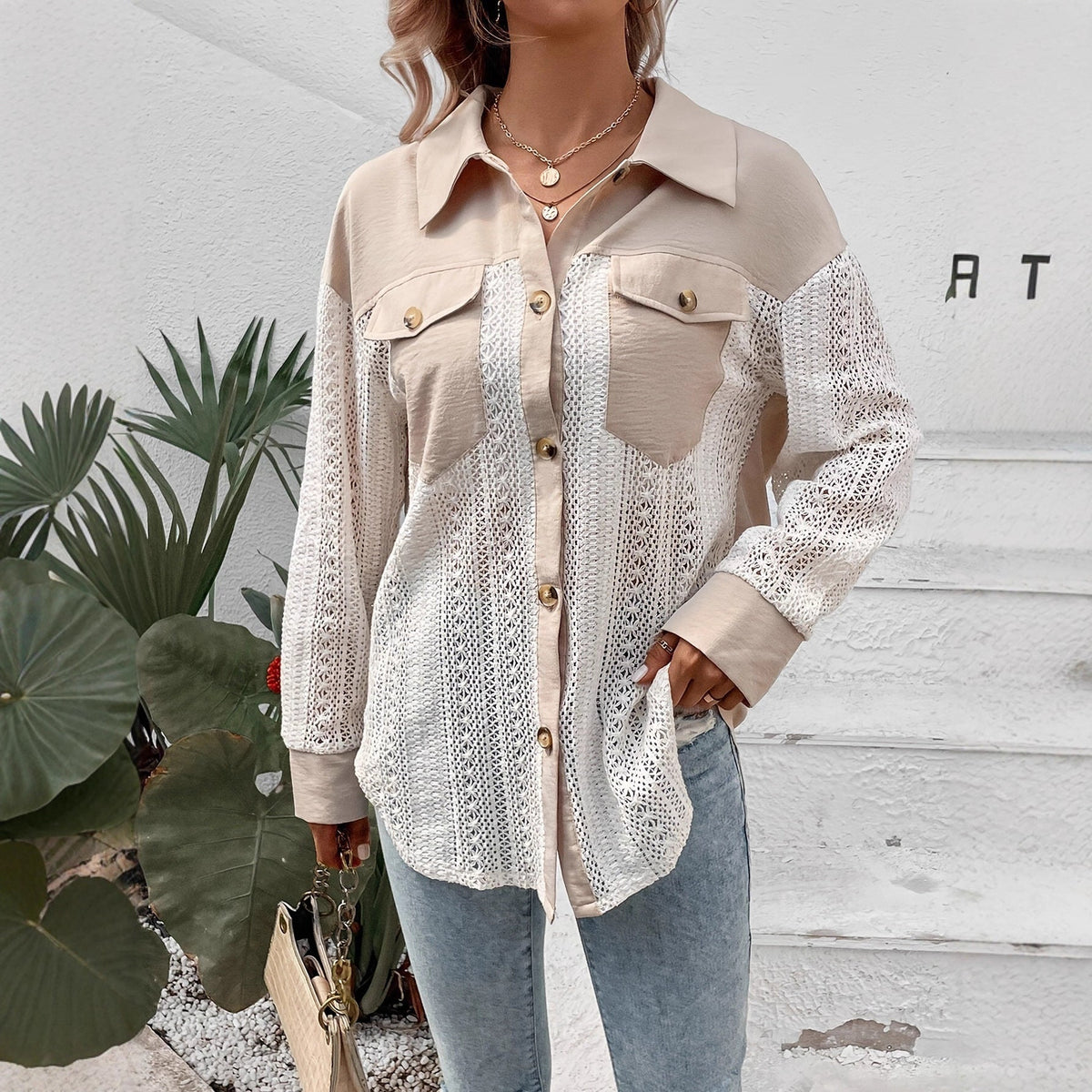 Elegant and Casual Knit Jacket with Lace Details