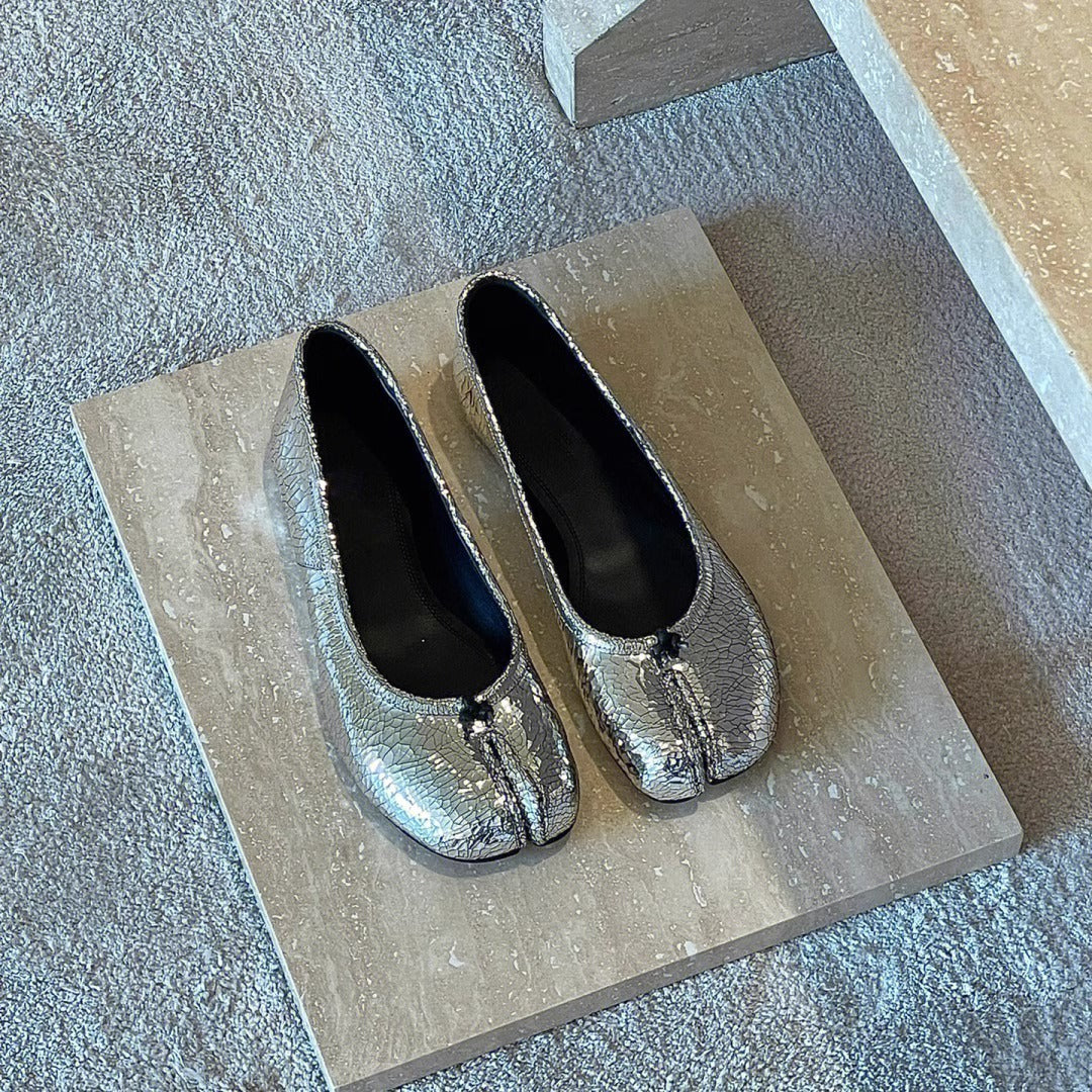 Women's Ballet Flats with Elegant Cut and Extra Comfort