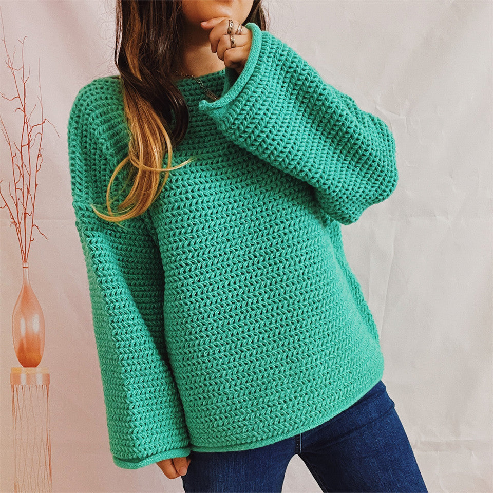 Women's Chunky Knit Sweater with Wide Cut and Casual Sleeves