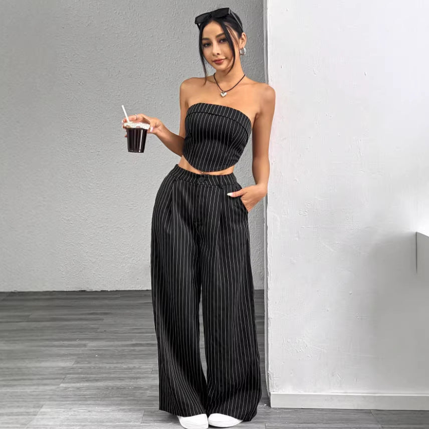 Elegant and Airy Set with Striped Pattern
