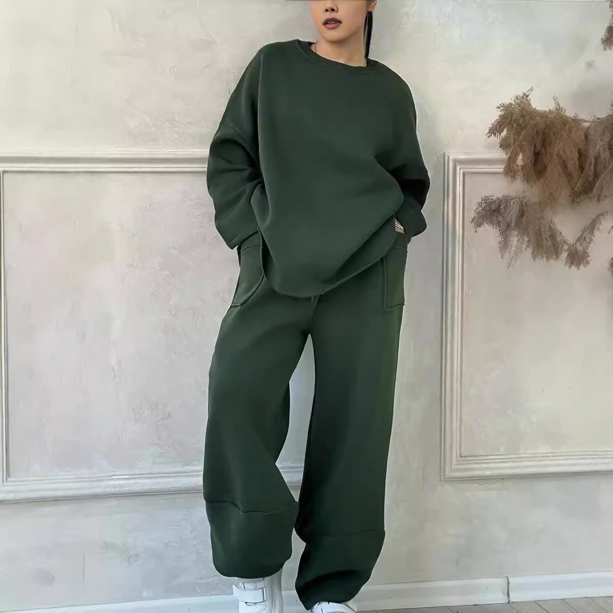 Women's Cozy Oversized Sweat Set with Spacious Pockets