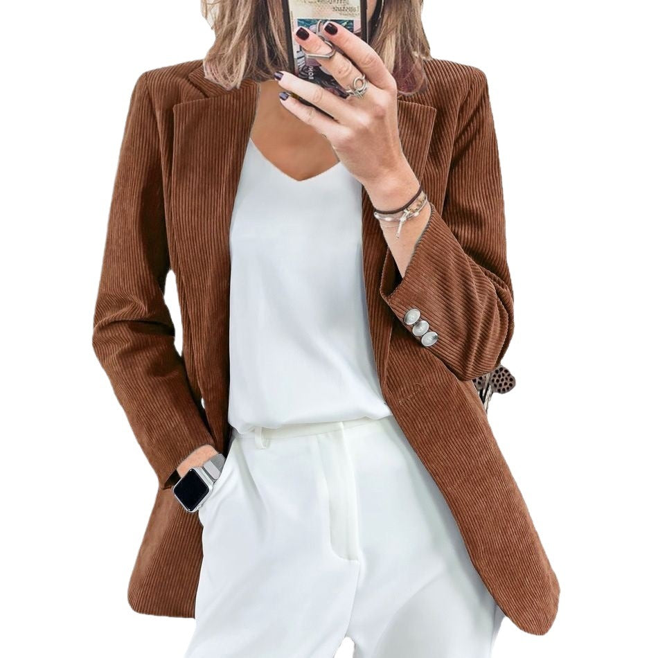 Elegant Striped Blazer with Slim Silhouette