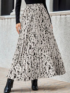 Women's Pleated Maxi Skirt with Fashionable Pattern