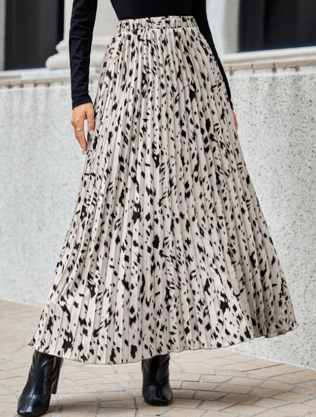 Women's Pleated Maxi Skirt with Fashionable Pattern