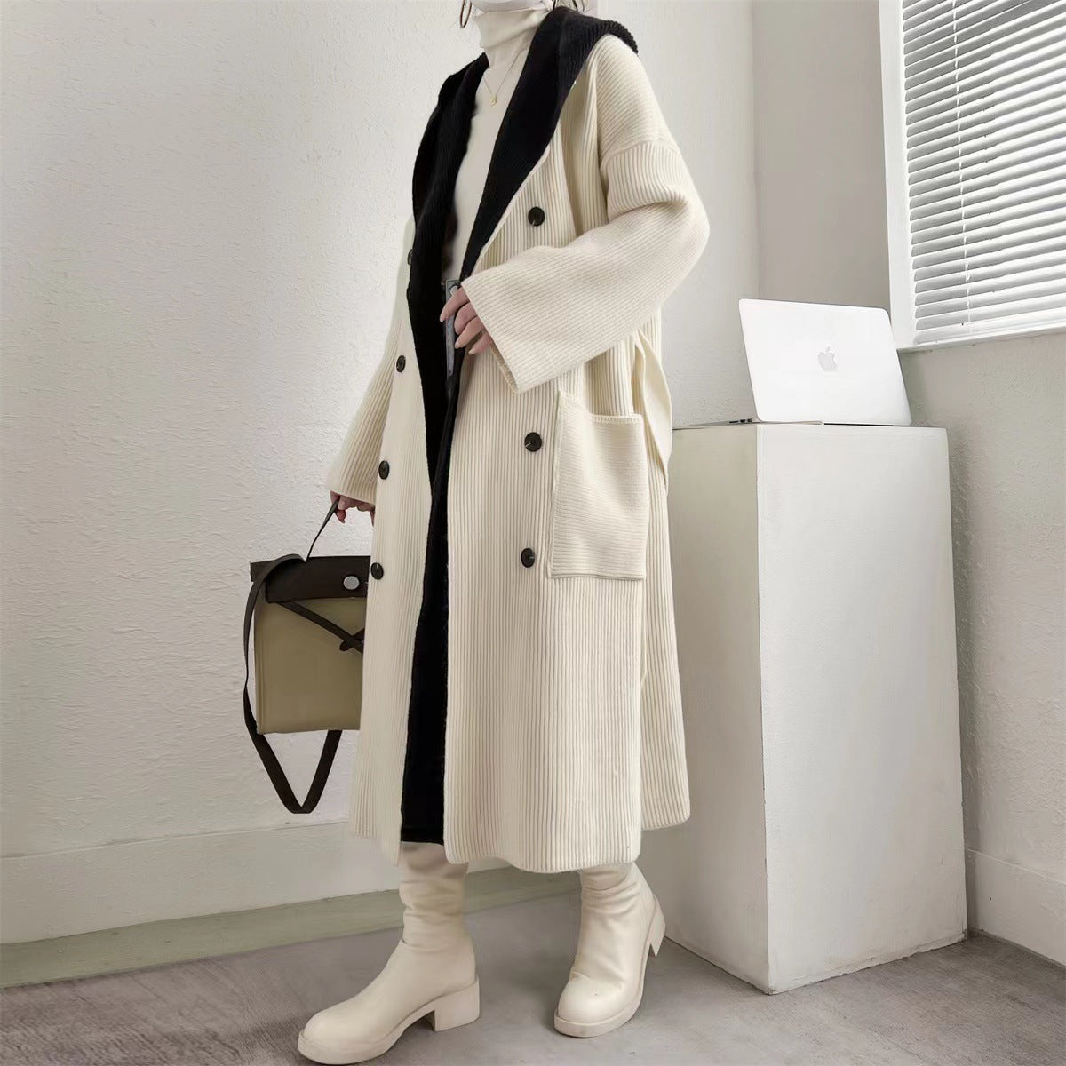 Women's Elegant Long Coat with Belt and Contrasting Sleeves
