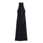 Women's Evening Dress with Halterneck and Flowing Cut