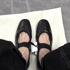 Women's Ballet Flats with Flexible Strap Design and Comfortable Insole