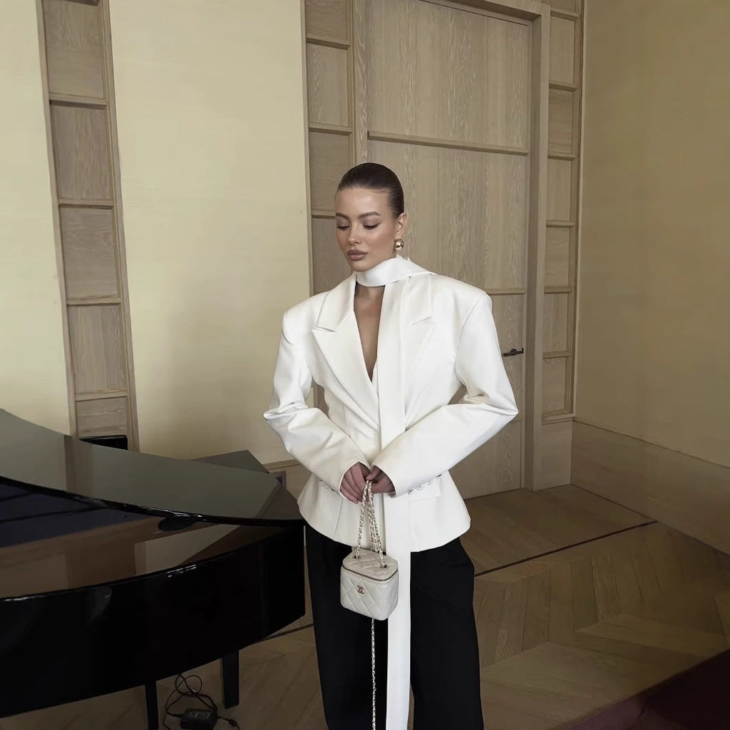 Women's Blazer Jacket with Elegant Bow Detail and Figure-Hugging Cut