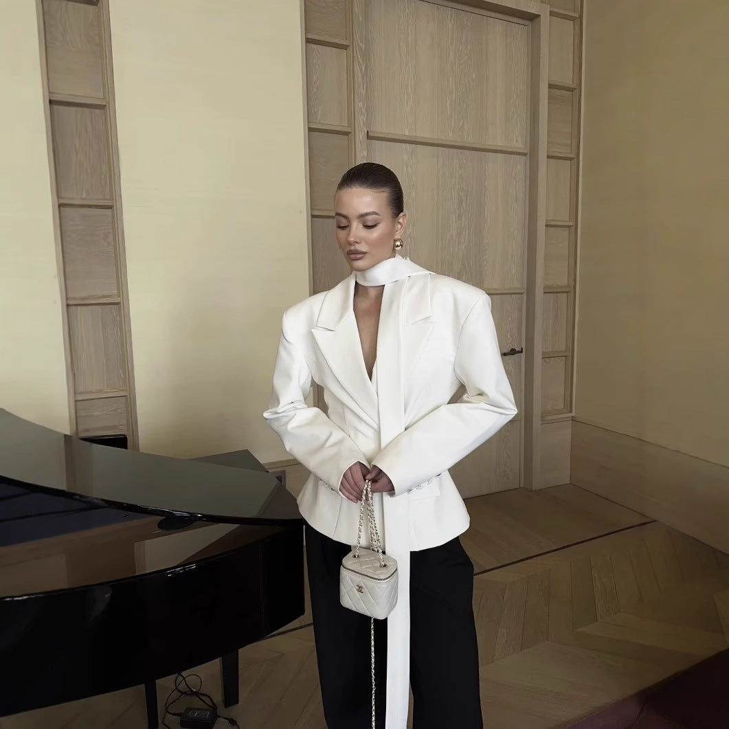 Women's Blazer Jacket with Elegant Bow Detail and Figure-Hugging Cut