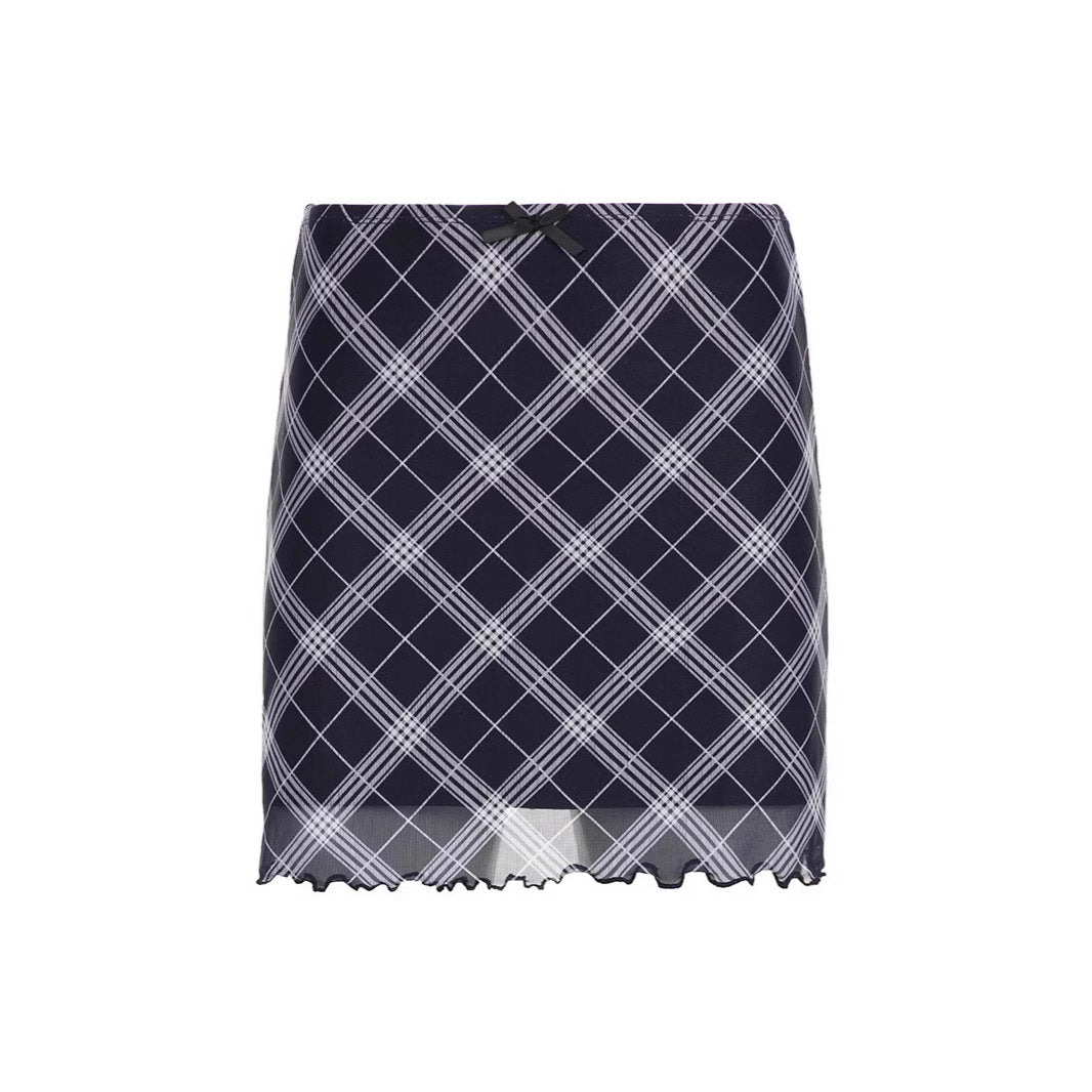 Women's Mini Skirt with Plaid Pattern and Ruffle Hem