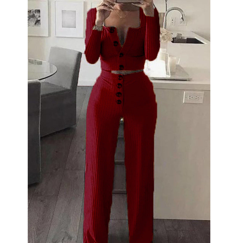 Women's Comfortable and Stylish 2-Piece Knit Suit with Button Details