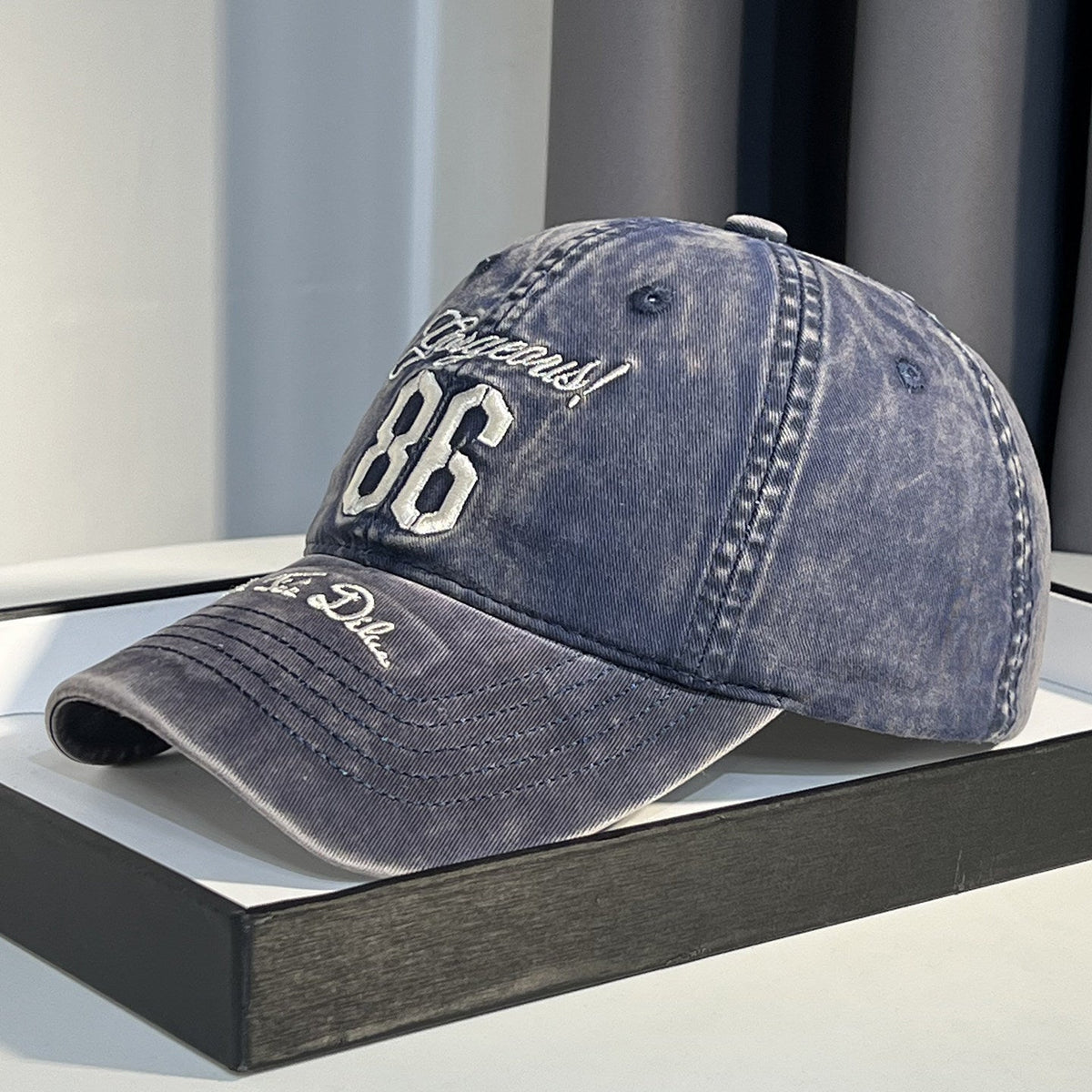 Men's Vintage-Inspired Distressed Baseball Cap