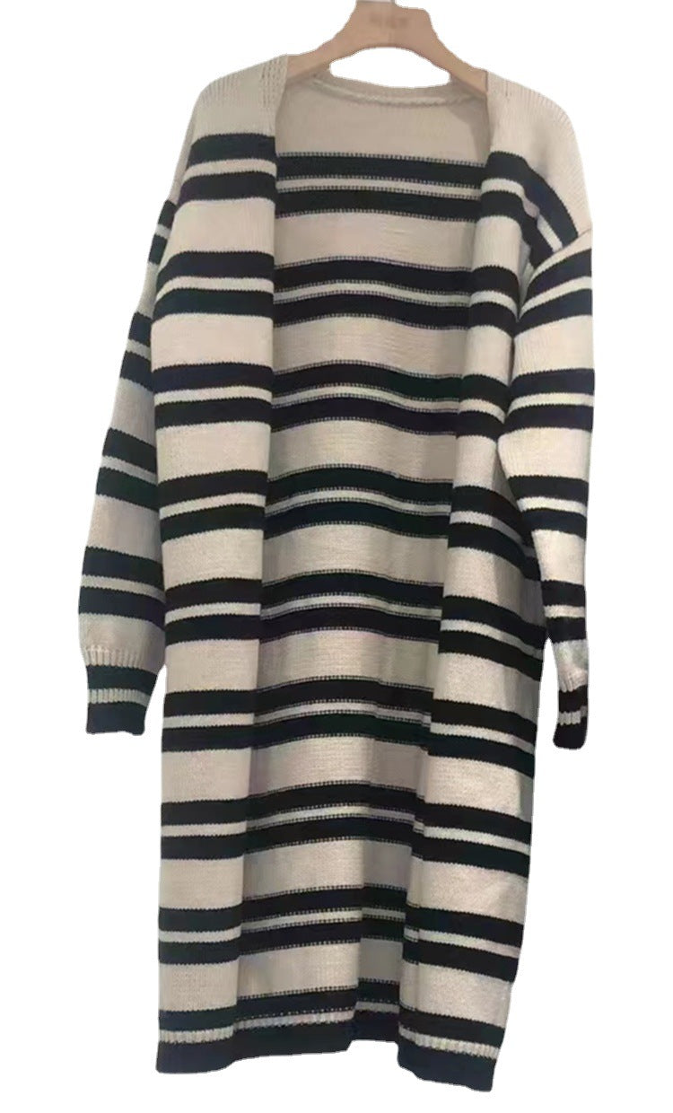 Women's Cozy Knit Coat with Casual Stripe Pattern