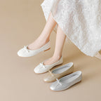 Women's Ballet Flats with Elegant Bow Detail and Comfortable Footbed