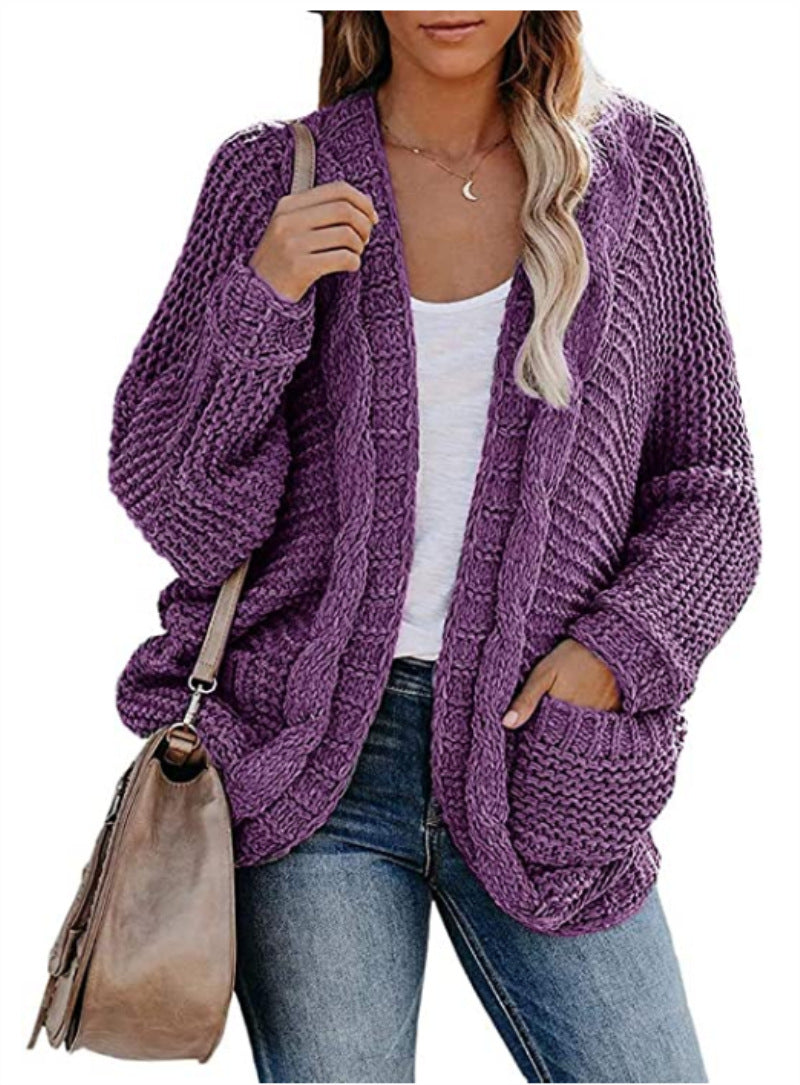 Women's Chunky Knit Jacket with Casual Contours and Large Pockets