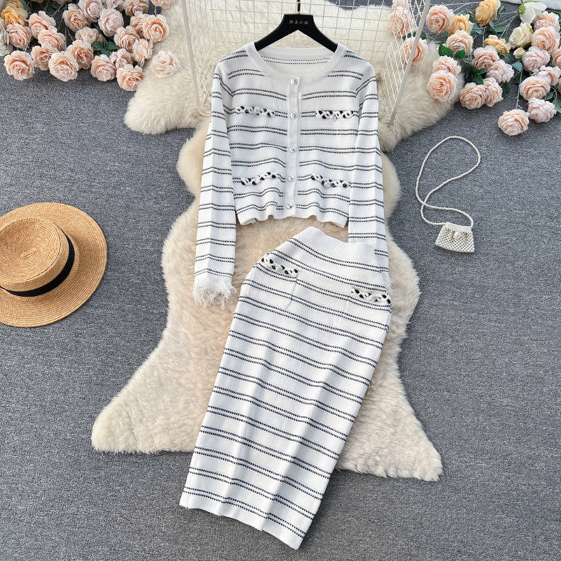 Women's Elegant Knit Suit with Zipper