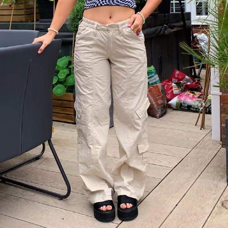 Women's Wide-Leg Cargo Pants with Side Pockets