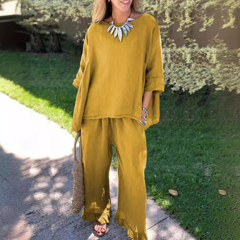 Women's Airy Two-Piece Set with Fashionable Cut and Fringed Details