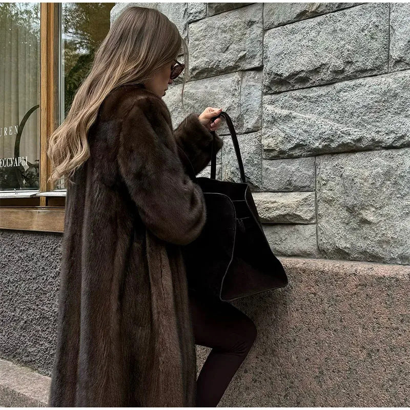 Women's Luxurious Wide-Cut Faux Fur Coat