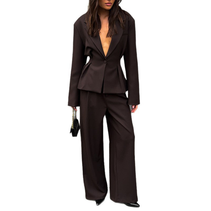 Women's Elegant Trouser Suit with Tailored Blazer and Wide Leg