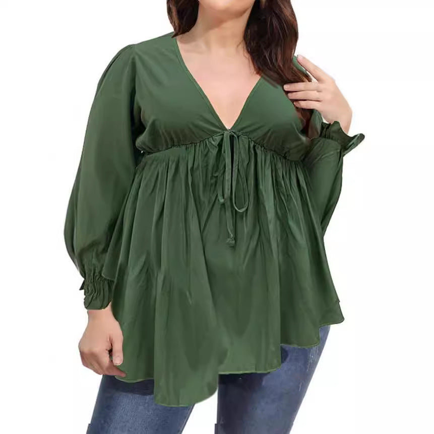 Women's Blouse with Elegant Ruffle Details and Trendy Print