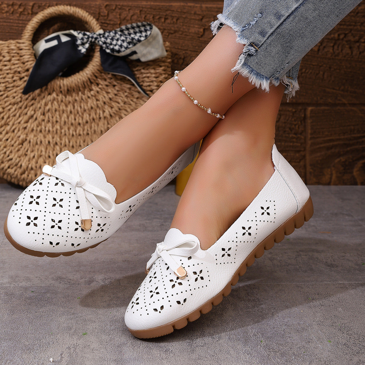 Women's Ballet Flats with Perforated Pattern and Bow Detail