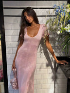 Elegant Figure-Hugging Maxi Dress with V-Neck